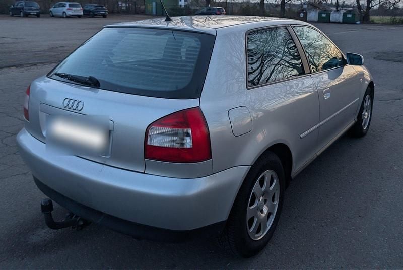 Gebraucht Audi A3 102 PS (75 kW) 2001 Silber Kleinwagen