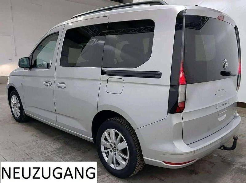 Gebraucht VW Caddy Life 114 PS (83 kW) 2022 Grau Van / Kleinbus