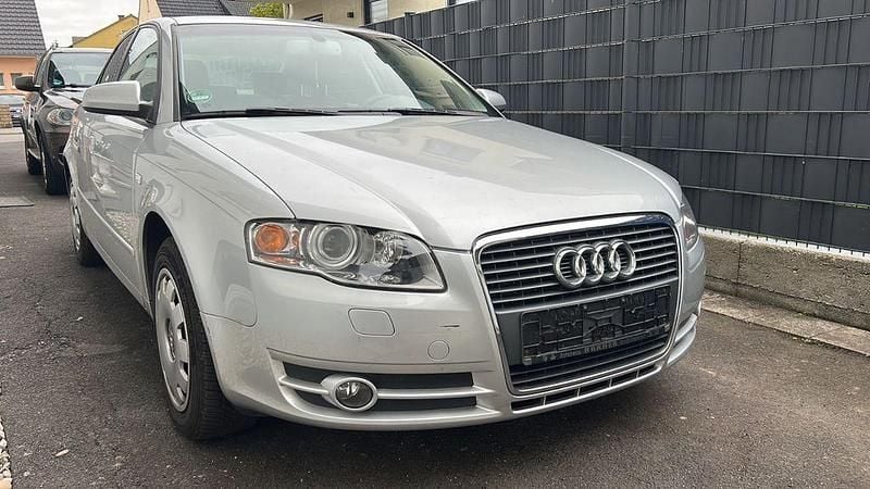 Silber Gebraucht 2006 Audi A4 Limousine | 4.999 € (Fairer Preis) - Bild 1/4