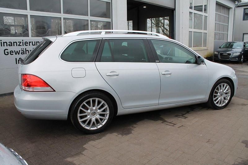 Gebraucht VW Golf VII Style 140 PS (102 kW) 2012 Silber Kombi