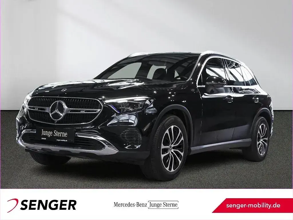 Gebraucht Mercedes GLC220 Avantgarde 197 PS (144 kW) 2023 SUV