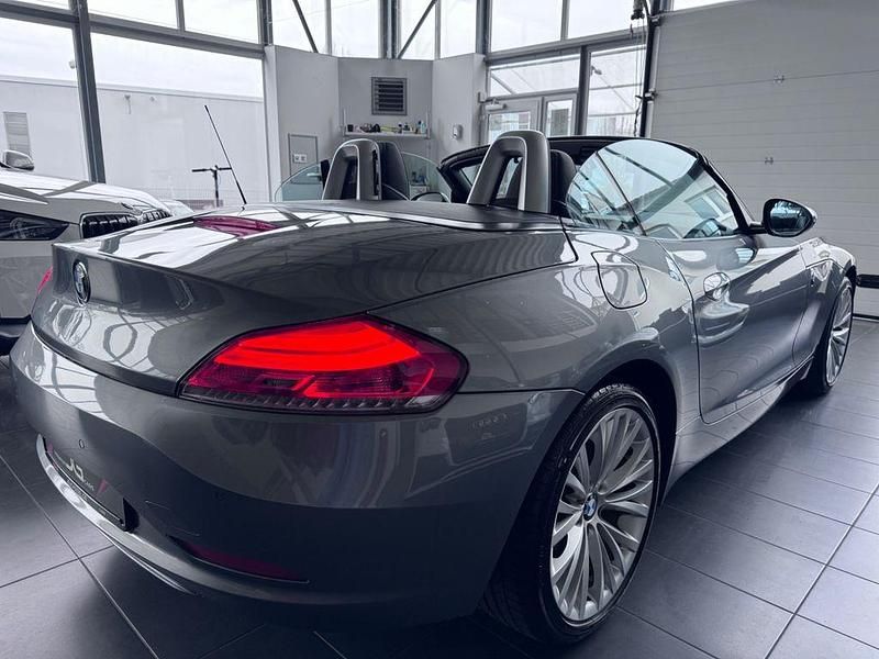 Gebraucht BMW Z4 Sport Line 204 PS (150 kW) 2010 Grau Cabrio