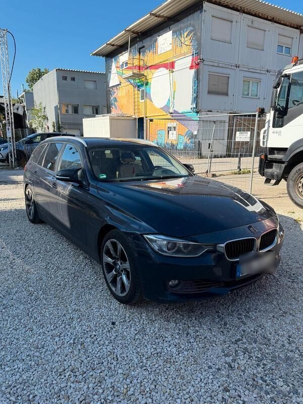 Blau Gebraucht 2014 BMW 325 Kombi | 5.500 € - Bild 1/4