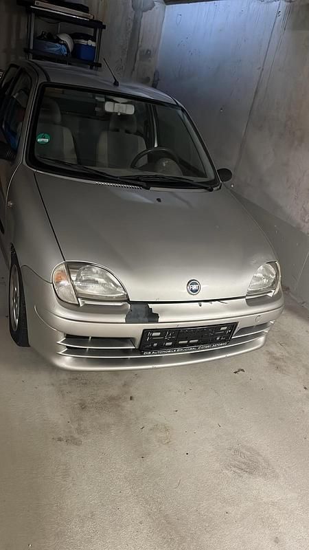 Silber Gebraucht 2005 Fiat Seicento Kleinwagen | 800 € (Guter Preis) - Bild 1/1