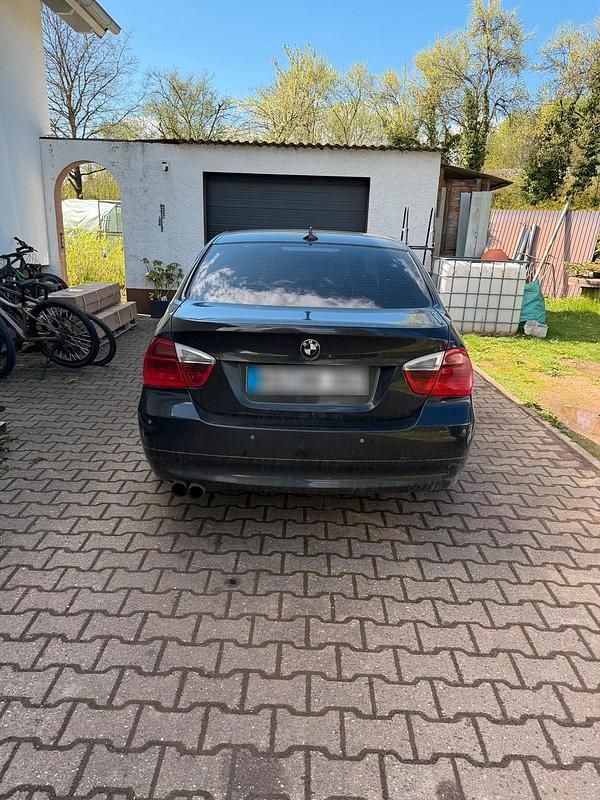 Usata BMW 330 231 CV (169 kW) 2006 Nero Berlina