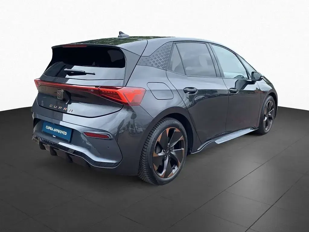 Używany Cupra Born 150 kW (204 KM) 2024 Szary Hatchback