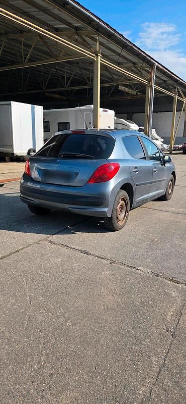 Gebraucht Peugeot 207 95 PS (69 kW) 2009 Grau Kleinwagen