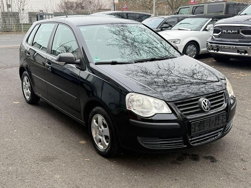 Schwarz Gebraucht 2008 VW Polo Trendline Limousine | 3.999 € (Fairer Preis) - Bild 1/4