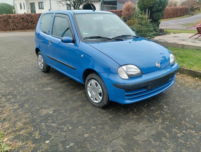 Gebraucht Fiat Seicento 54 PS (39 kW) 2002 Blau Kleinwagen