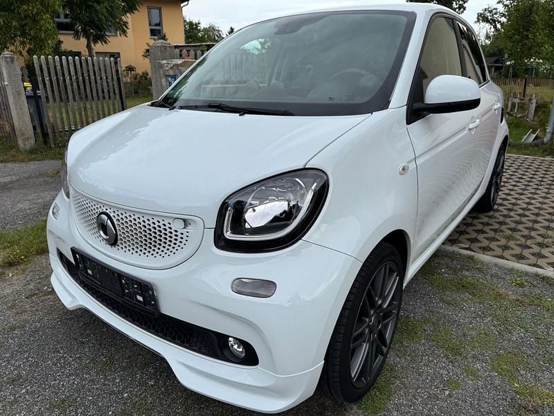 Weiß Gebraucht 2018 Smart ForFour Brabus Kleinwagen | 12.650 € (Fairer Preis) - Bild 1/4