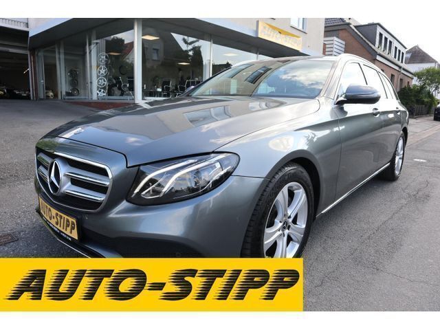 Selenitgrau (metallic) Gebraucht 2018 Mercedes E220 Avantgarde Kombi | 26.250 € (Fairer Preis) - Bild 1/4