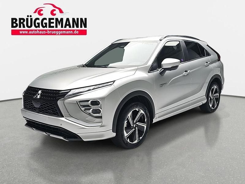 Sterling silver metallic Gebraucht 2025 Mitsubishi Eclipse Cross Select SUV | 30.890 € (Fairer Preis) - Bild 1/4
