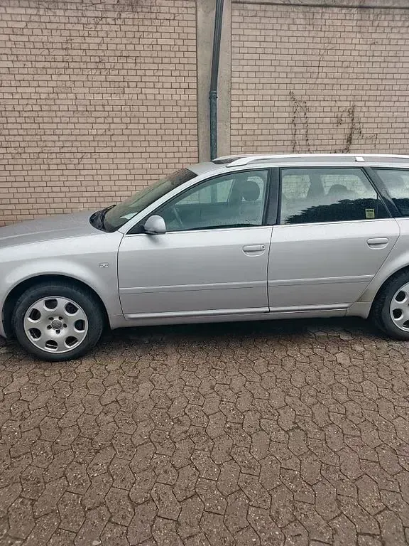 Gebraucht Audi A6 179 PS (131 kW) 2003 Grau Kombi