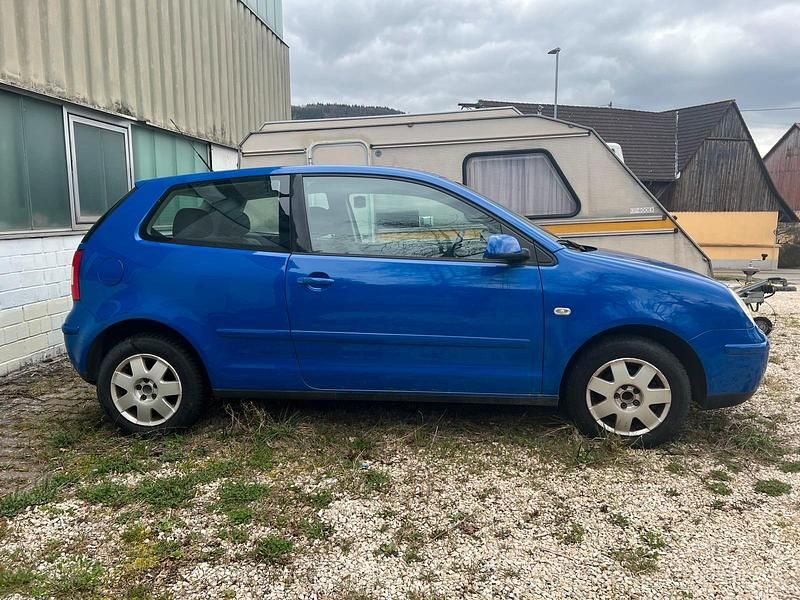 Gebraucht VW Polo 75 PS (55 kW) 2002 Blau Kleinwagen