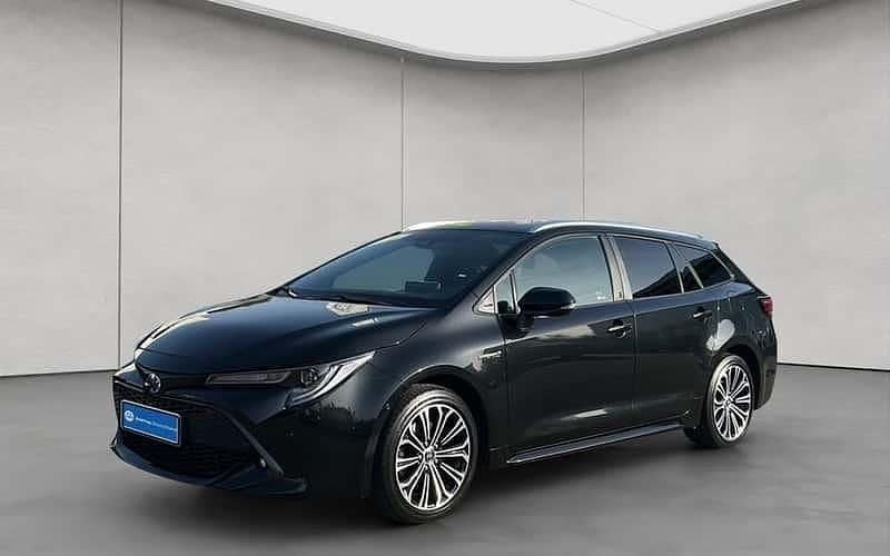 Schwarz Gebraucht 2021 Toyota Corolla Team Kombi | 23.480 € (Fairer Preis) - Bild 1/4