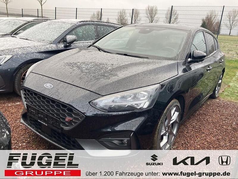 Schwarz Gebraucht 2021 Ford Focus ST Limousine | 23.499 € (Guter Preis) - Bild 1/4