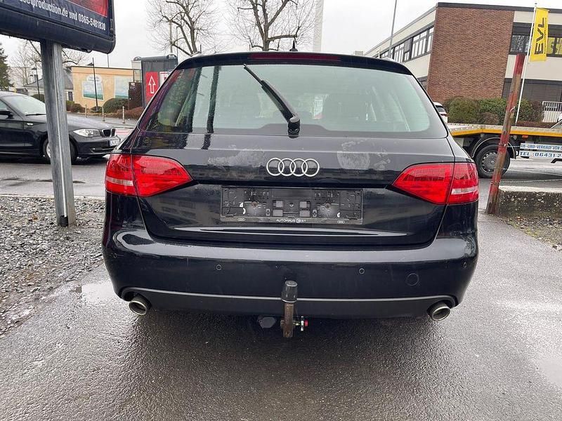 Gebraucht Audi A4 Ambiente 190 PS (139 kW) 2011 Schwarz Kombi