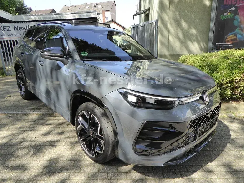 Gebraucht VW Tayron R-line 272 PS (200 kW) 2025 Grau SUV