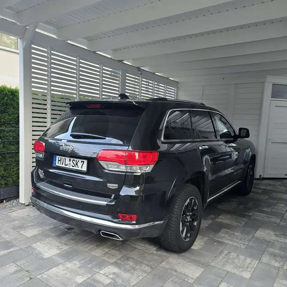 Gebraucht Jeep Grand Cherokee Summit 250 PS (183 kW) 2015 Schwarz SUV