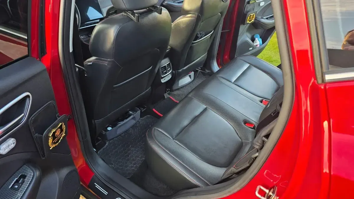 Gebraucht MG ZS Luxury 114 kW (156 PS) 2022 Rot SUV