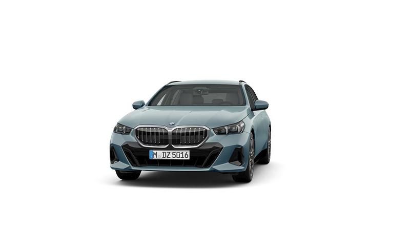 Gebraucht 2024 BMW 520 Comfort Edition Kombi | 53.980 € (Guter Preis) - Bild 1/4