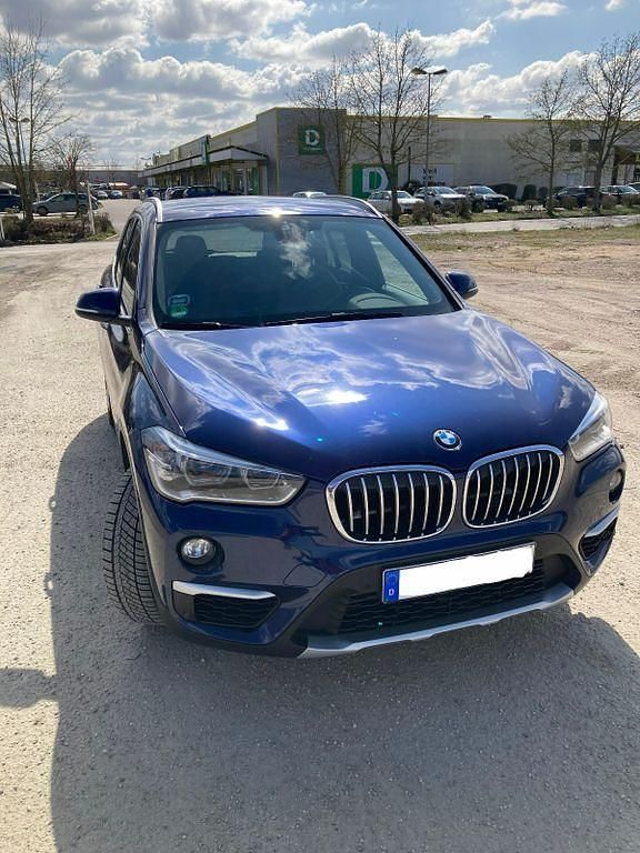 Gebraucht BMW X1 Advantage 192 PS (141 kW) 2018 Blau SUV