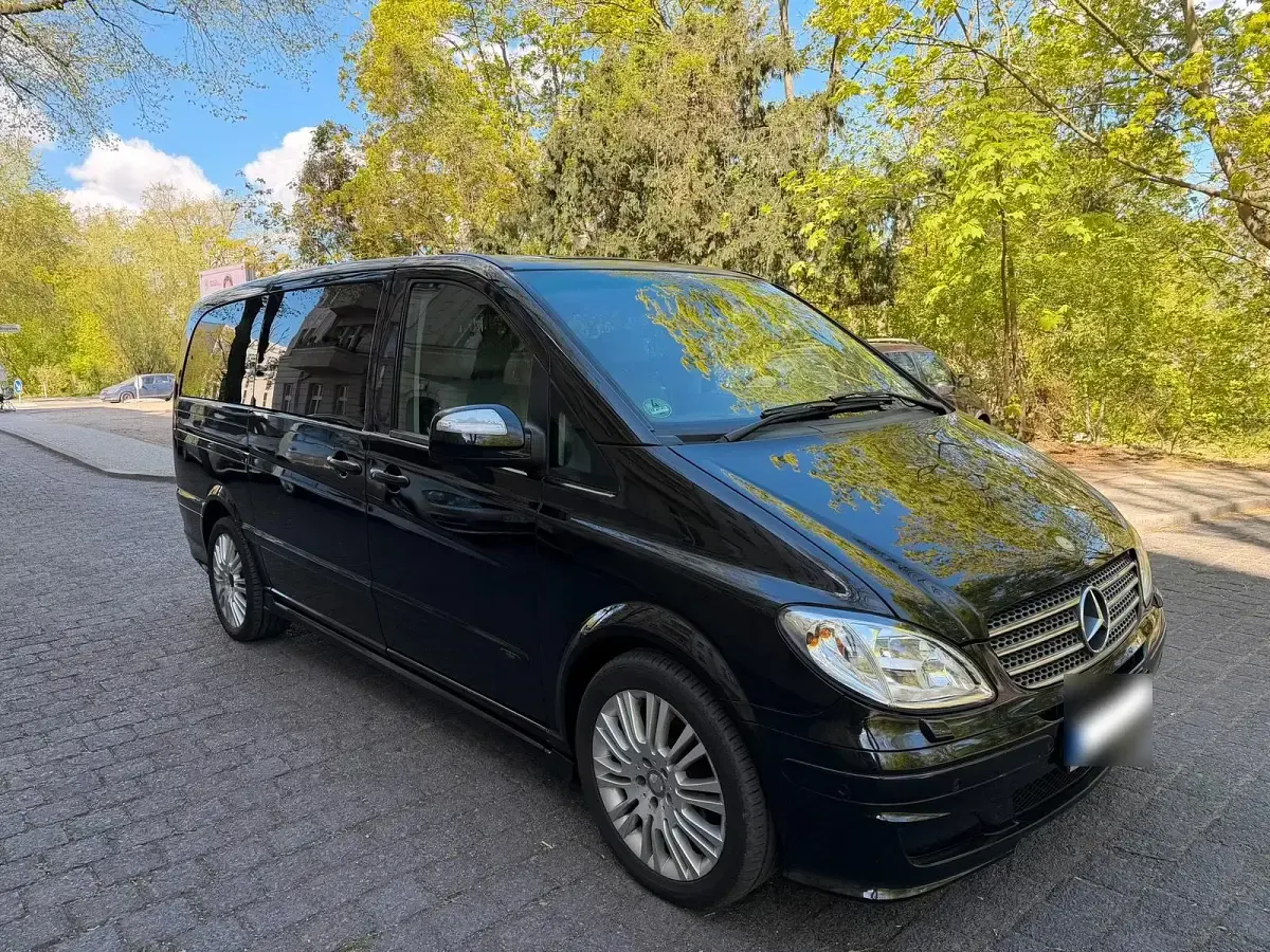 Gebraucht Mercedes Viano 204 PS (150 kW) 2010 Schwarz Van / Kleinbus