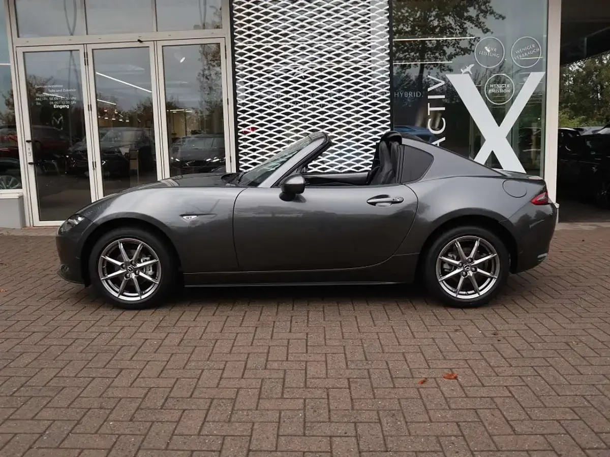 Neu Mazda MX5 Exclusive-Line 136 PS (100 kW) 2026 Machine gray Cabrio