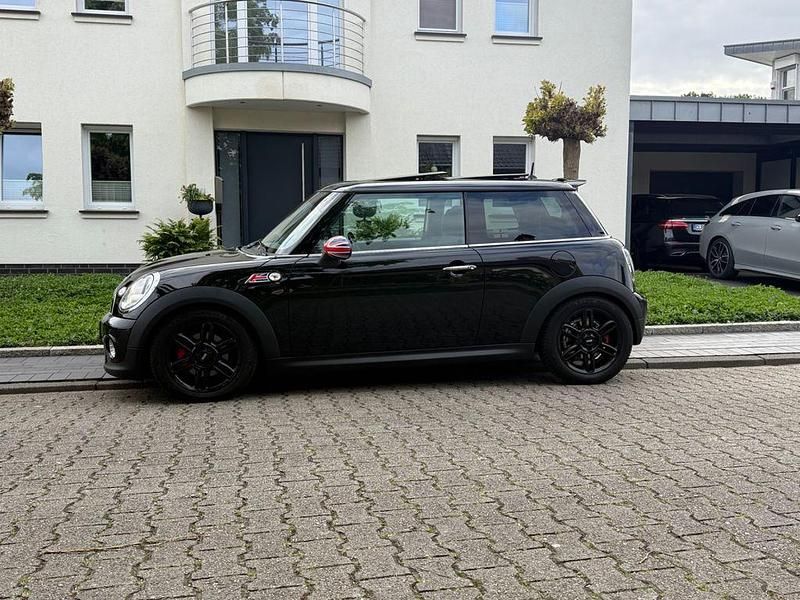 Gebraucht Mini Cooper 75 PS (55 kW) 2013 Schwarz Kleinwagen