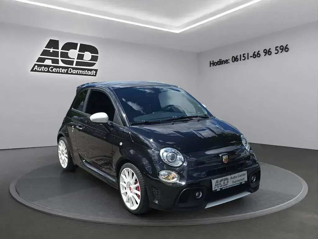Gebraucht Abarth 695 Esseesse 179 PS (131 kW) 2022 Schwarz Kleinwagen
