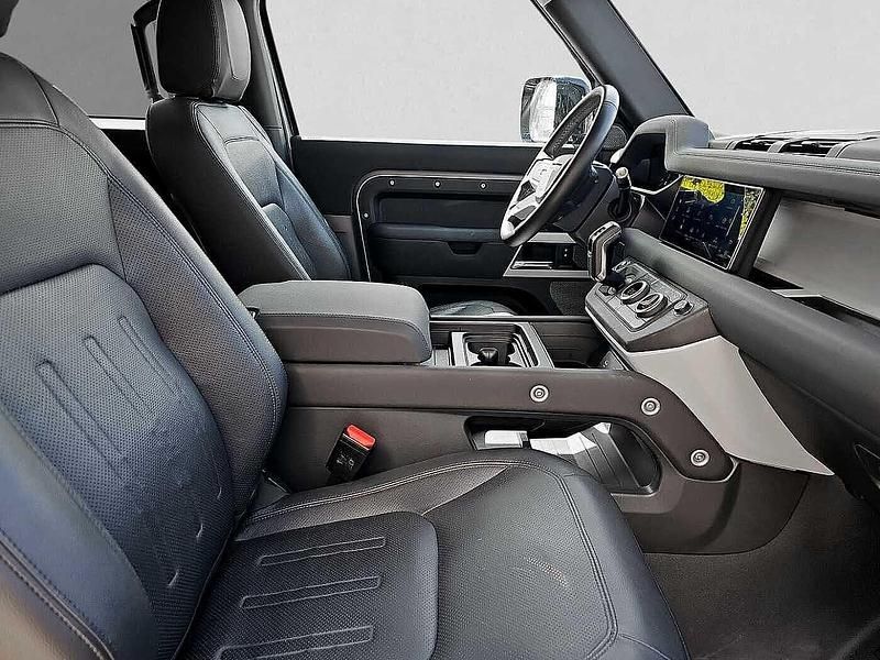 Gebraucht Land Rover Defender S 202 PS (148 kW) 2021 Eiger grey SUV