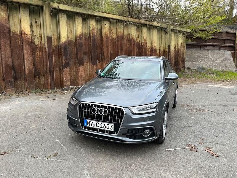 Gebraucht Audi Q3 S-Line 140 PS (102 kW) 2014 Grau SUV
