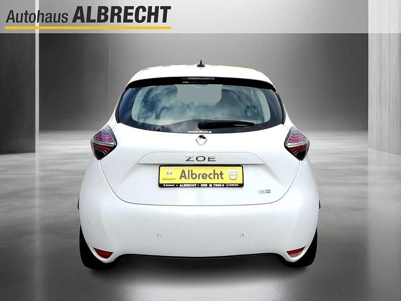 Gebraucht Renault Zoe Experience 50 kW (69 PS) 2021 Arktisweiß (weiß) Kleinwagen