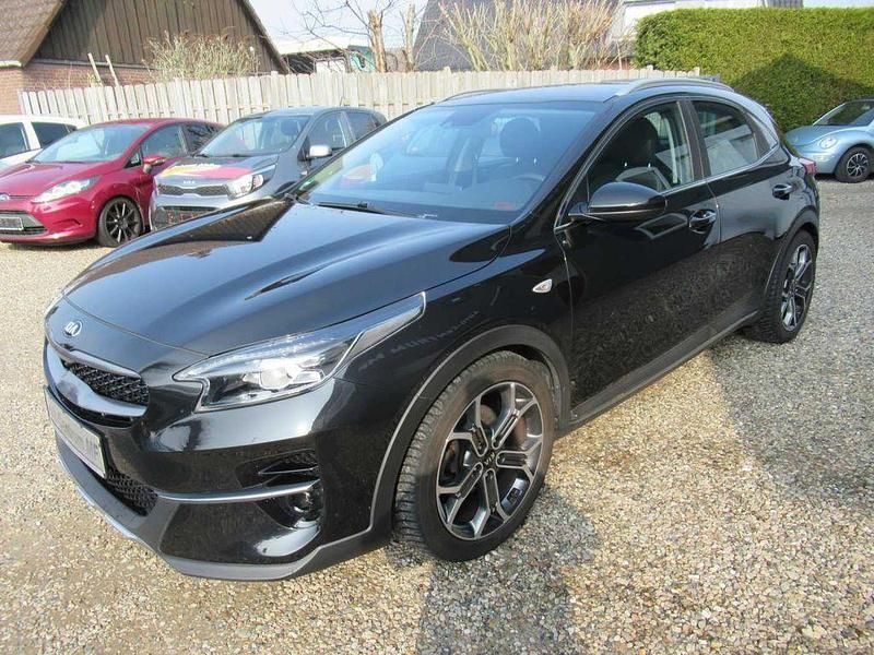 Gebraucht Kia XCeed Vision 160 PS (117 kW) 2021 Schwarz SUV