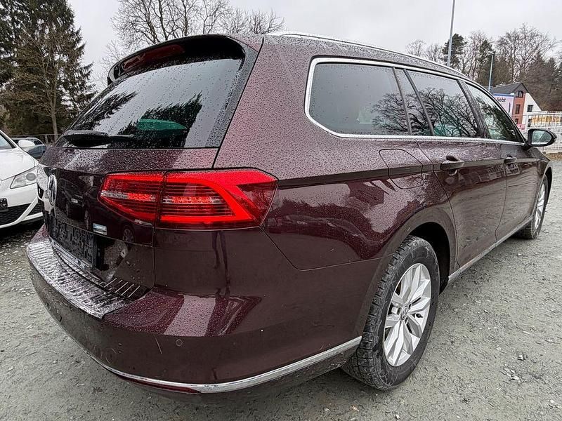 Gebraucht VW Passat Highline 150 PS (110 kW) 2015 Rot Kombi