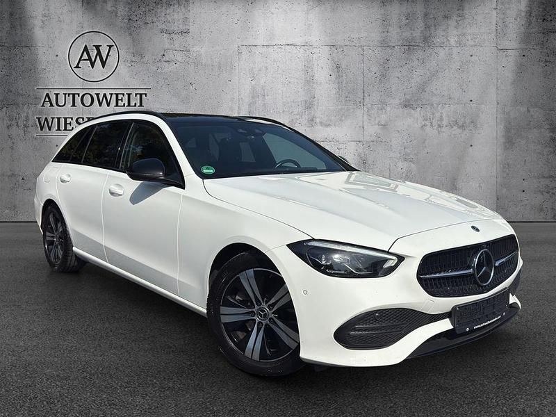 Gebraucht Mercedes C220 200 PS (147 kW) 2023 Weiß Limousine