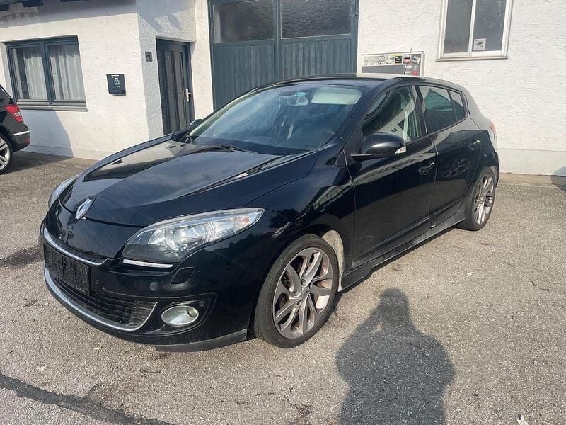 Gebraucht Renault Mégane Bose Edition 131 PS (96 kW) 2012 Schwarz Limousine