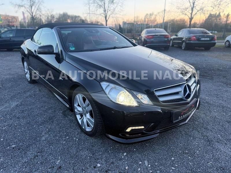 Gebraucht Mercedes E250 AMG 204 PS (150 kW) 2010 Schwarz Cabrio