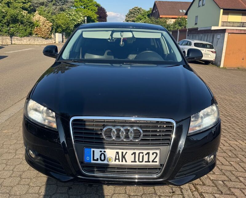 Schwarz Gebraucht 2008 Audi A3 Sportback Attraction Limousine | 4.500 € (Etwas zu teuer) - Bild 1/4