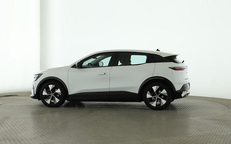 Gebraucht Renault Megane E-Tech Equilibre 96 kW (131 PS) 2022 Weiss Limousine