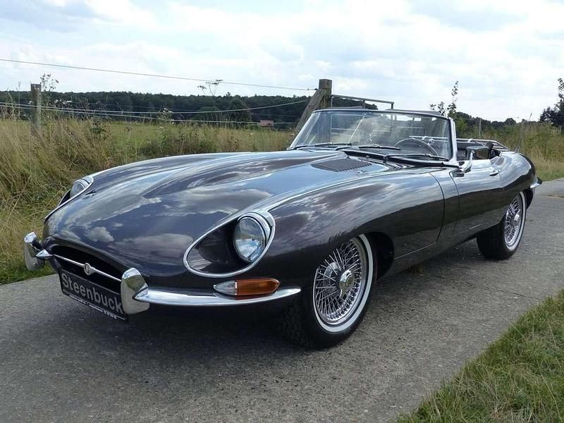 Steingrau Gebraucht 1967 Jaguar E-Type Cabrio | 118.500 € - Bild 1/4