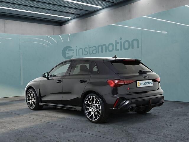 Gebraucht Audi RS3 Ambiente 400 PS (294 kW) 2024 Schwarz Limousine