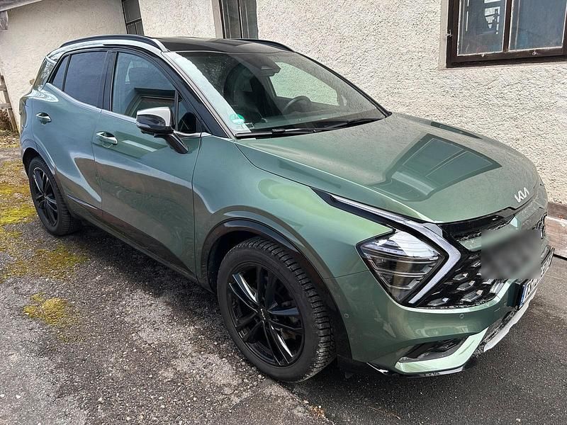 Grün Gebraucht 2022 Kia Sportage 2 SUV | 34.500 € - Bild 1/4