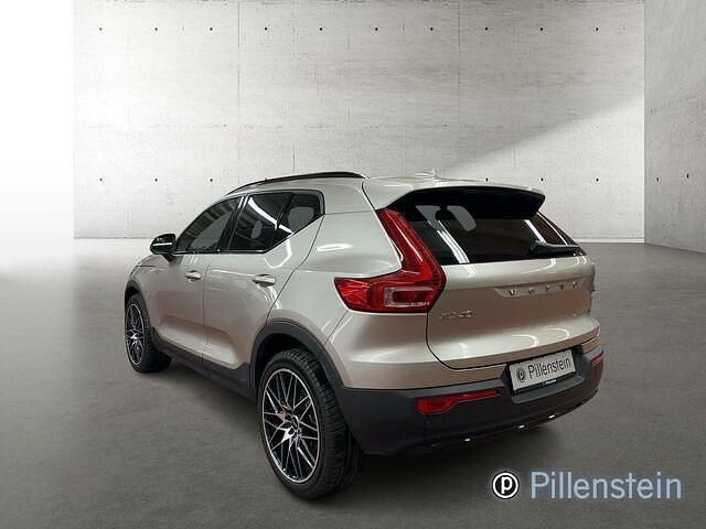 Gebraucht Volvo XC40 Plus 197 PS (144 kW) 2023 Beige SUV