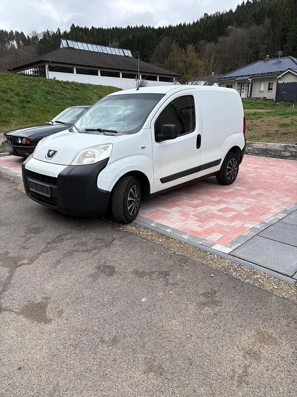 Gebraucht Peugeot Bipper 75 PS (55 kW) 2008 Weiß Van / Kleinbus