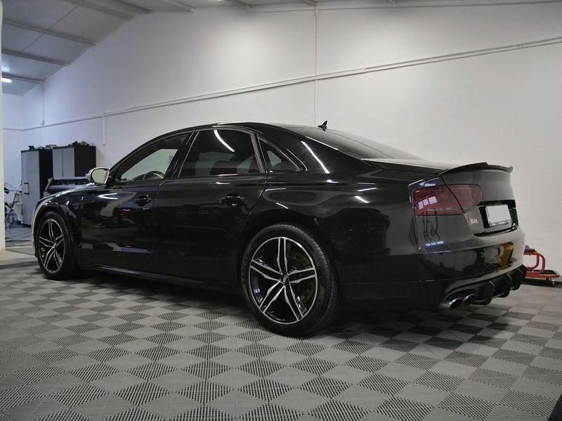Gebraucht Audi S8 519 PS (381 kW) 2013 Schwarz Limousine
