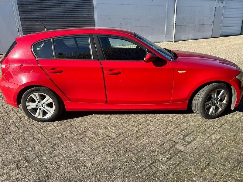 Second-hand BMW 116 122 CP (89 kW) 2008 Hatchback