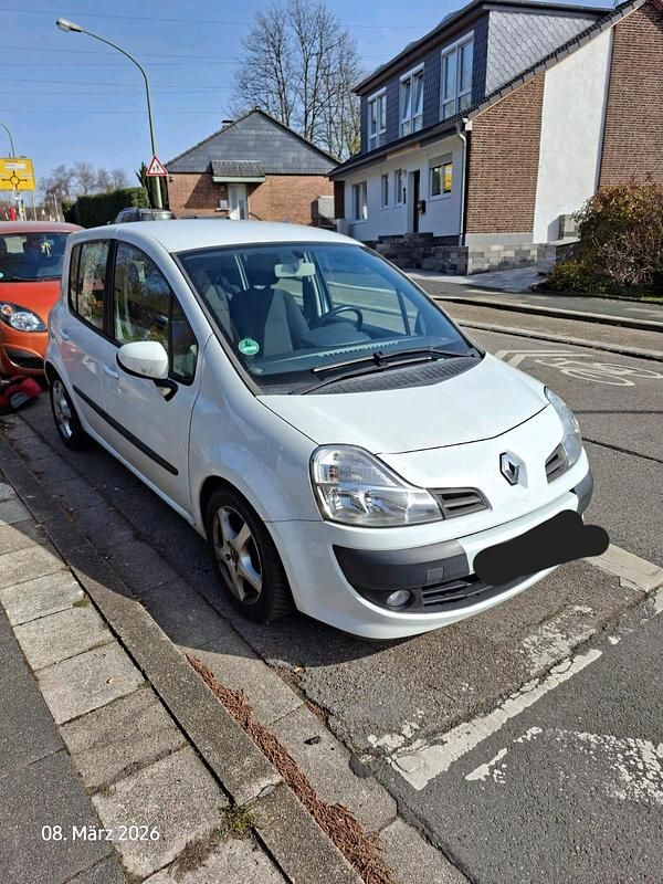 Gebraucht Renault Modus Dynamique 101 PS (74 kW) 2010 Weiß Van / Kleinbus