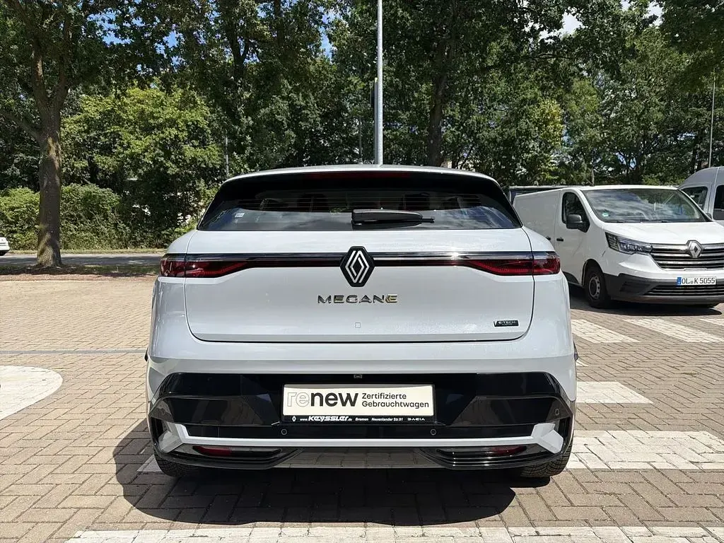 Gebraucht Renault Megane E-Tech Equilibre 96 kW (131 PS) 2023 Grau Limousine