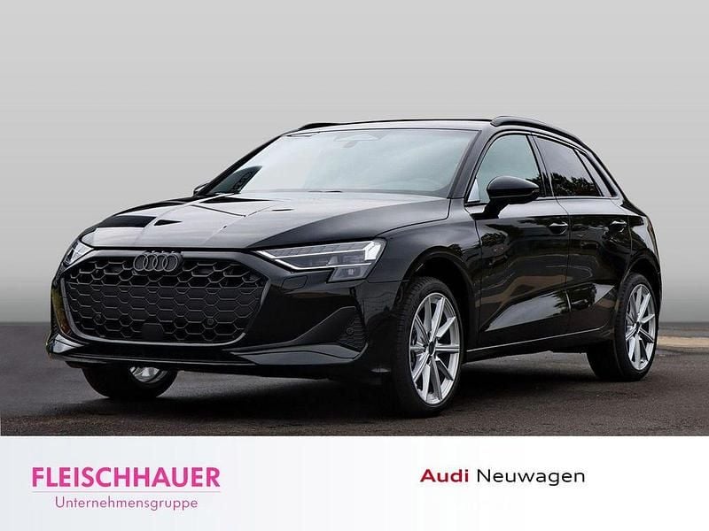 Schwarz Neu 2025 Audi A3 Sportback Advanced Kleinwagen | 33.480 € (Fairer Preis) - Bild 1/4